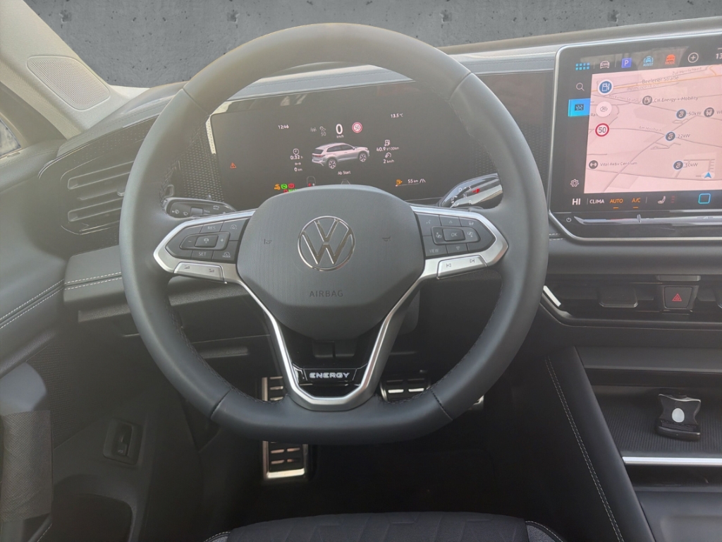 Fahrzeugabbildung Volkswagen Tiguan 1.5 eTSI DSG ENERGY LED AHK NAVI LM18 GJR