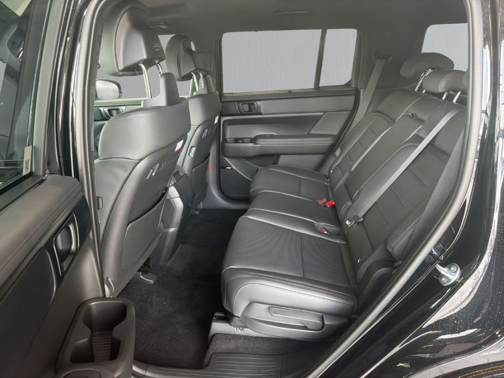 Fahrzeugabbildung Hyundai SANTA FE MY26 HEV 1.6 4WD BLACKLINE Schiebedach HUD Navi Leder digitales Cockpit