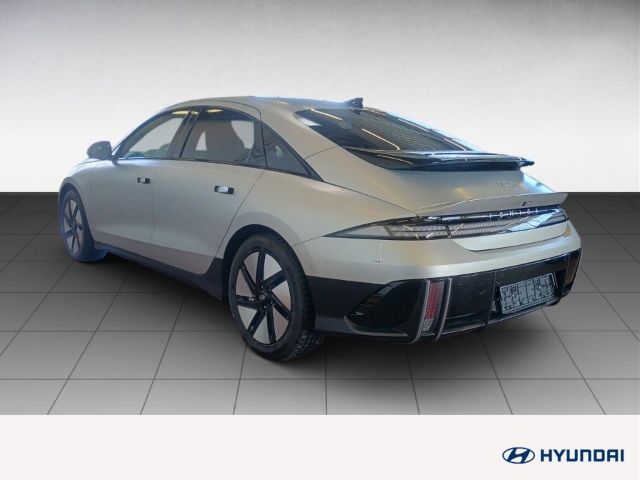 Fahrzeugabbildung Hyundai IONIQ 6 77,4kWh 4WD UNIQ HUD Navi Digitales Cockpit Memory Sitze Soundsystem Bose