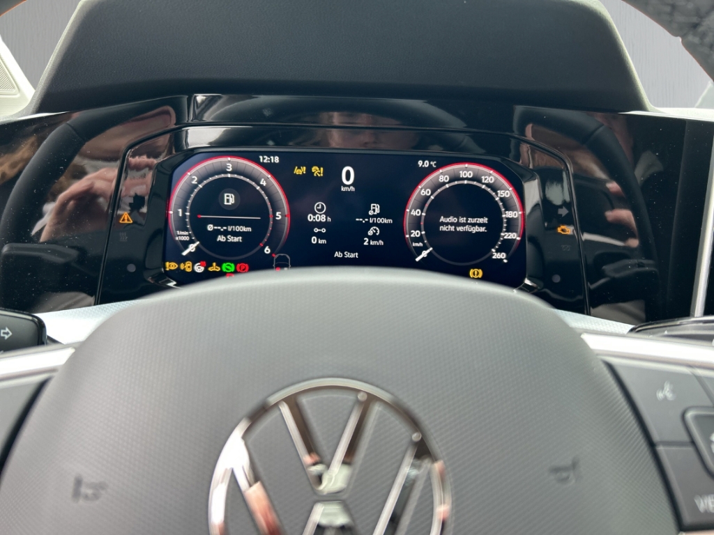 Fahrzeugabbildung Volkswagen Golf 2.0 TDI SCR DSG ENERGY Navi AHK GJR