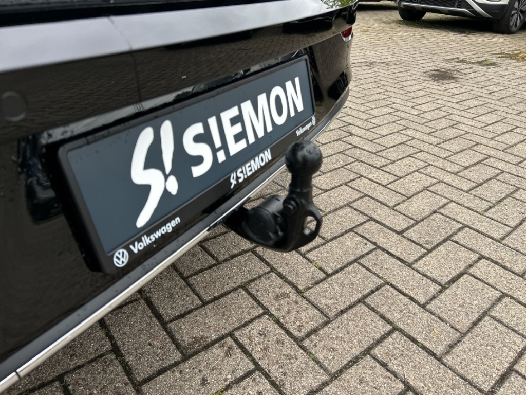 Fahrzeugabbildung Volkswagen Golf 2.0 TDI SCR DSG ENERGY Navi AHK GJR