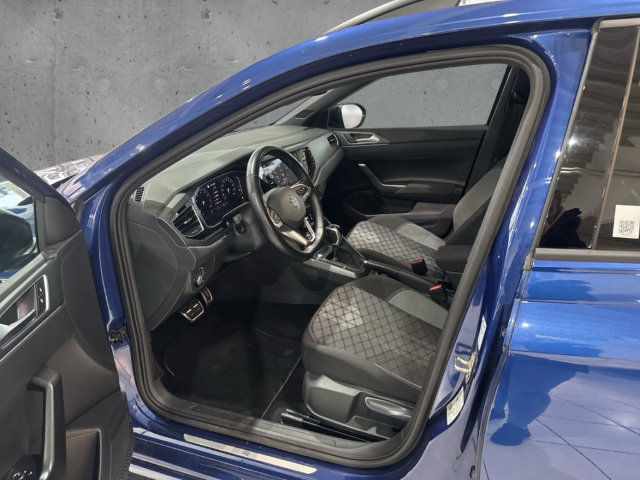 Fahrzeugabbildung Volkswagen Taigo R-Line DSG VIRT NAV ACC AHK SHZ KLIMA