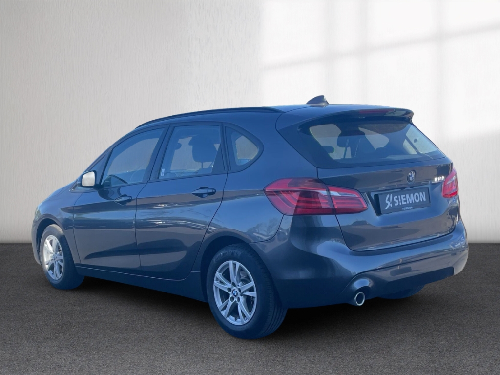 Fahrzeugabbildung BMW 218 Active Tourer Advantage i AHK TEMP SHZ LED PDCv+h Navi