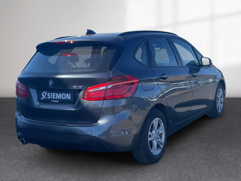 Fahrzeugabbildung BMW 218 Active Tourer Advantage i AHK TEMP SHZ LED PDCv+h Navi