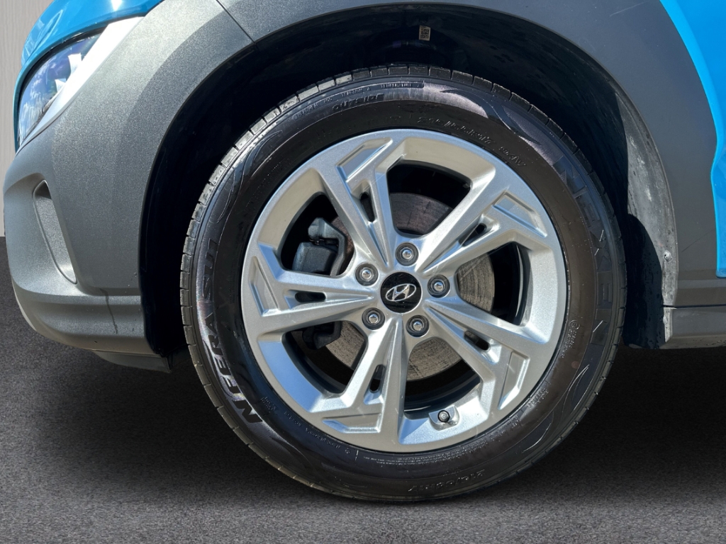Fahrzeugabbildung Hyundai KONA 1.0 T-GDI Edition 30+ NAVI KAM LED SHZ VIRTCO TEMPOM