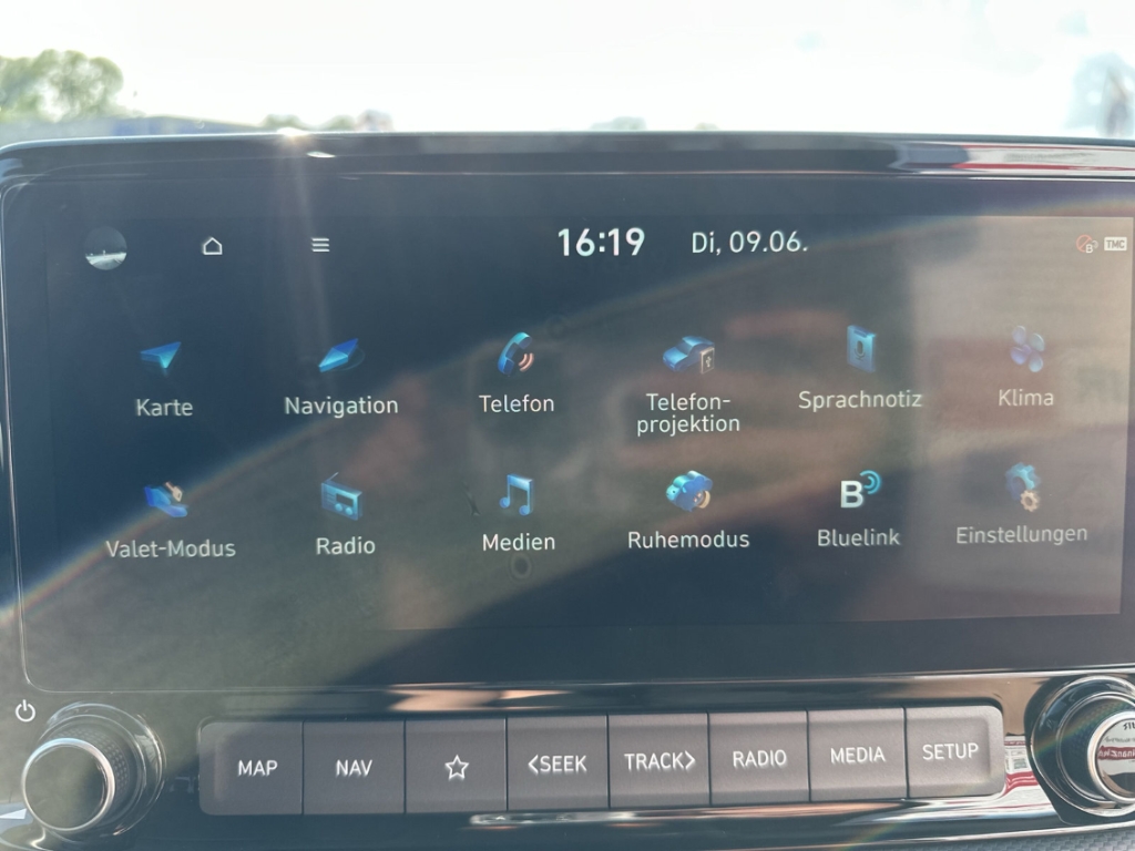 Fahrzeugabbildung Hyundai KONA 1.0 T-GDI Edition 30+ NAVI KAM LED SHZ VIRTCO TEMPOM