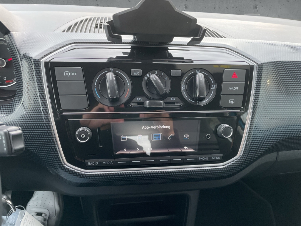 Fahrzeugabbildung Volkswagen up! 1.0 Basis Klima PDC Temp BT Speedlimiter