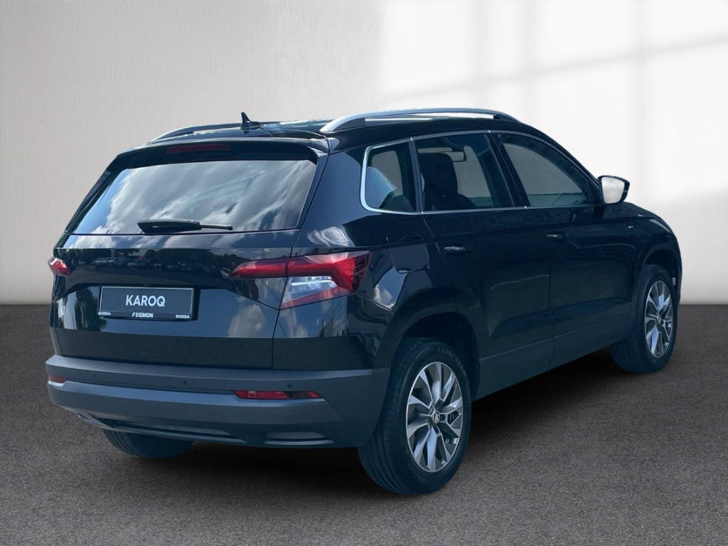 Fahrzeugabbildung SKODA Karoq Clever LED SHZ PDC Klima Dyn. Kurvenlicht