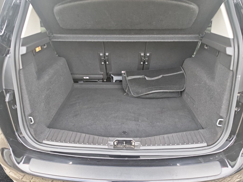 Fahrzeugabbildung Ford C-Max 1.5 EcoBoost Titanium