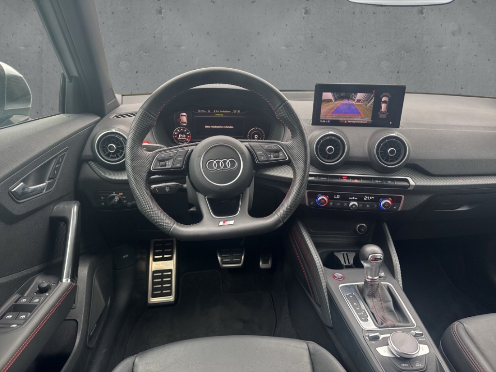 Fahrzeugabbildung Audi SQ2 2.0 TFSI quattro Rückfahrkam. Temp PDC SHZ