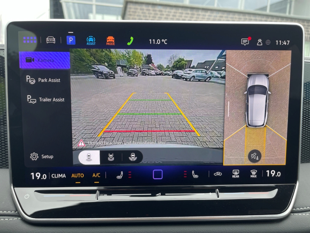 Fahrzeugabbildung Volkswagen Tiguan 1.5 eTSI DSG Goal IQ.Light AHK SHZ PDC Klima R-Kam FrontAs