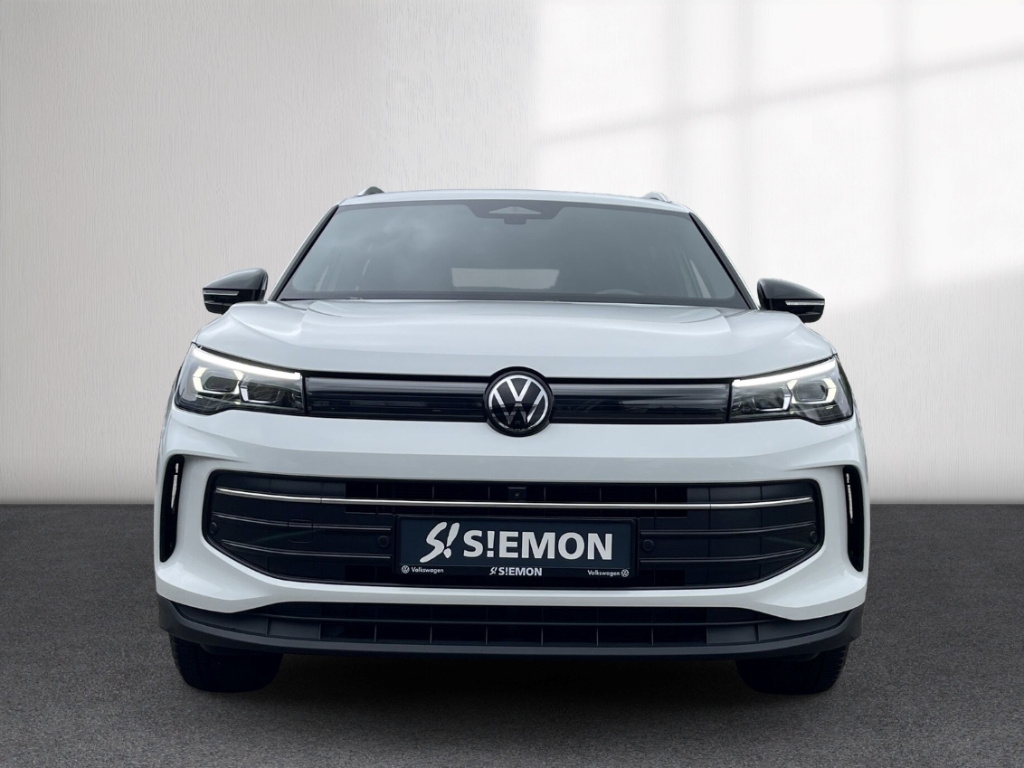 Fahrzeugabbildung Volkswagen Tiguan 1.5 eTSI DSG Goal IQ.Light AHK SHZ PDC Klima R-Kam FrontAs