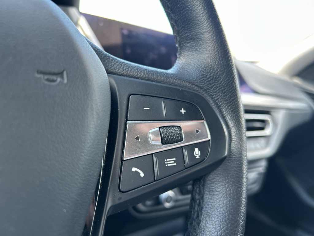Fahrzeugabbildung BMW 118 i steptronic Advantage Navi Tempo SHZ PDC