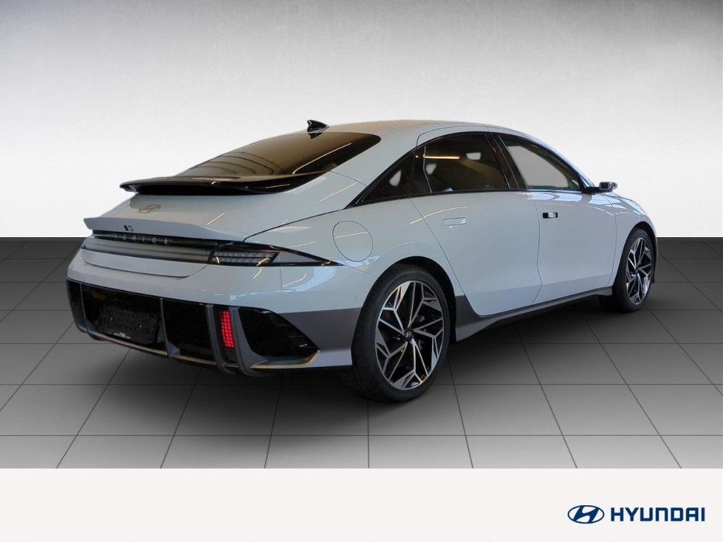 Fahrzeugabbildung Hyundai IONIQ 6 4WD 77,4kWh UNIQ Digi-Spiegel 20LM HUD Navi Digitales Cockpit Memory Sitze