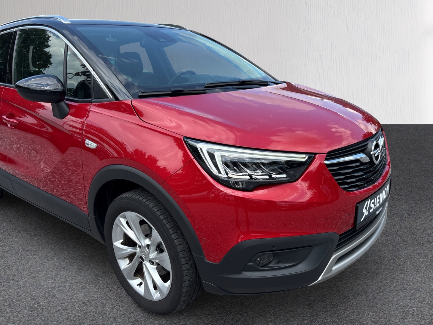 Fahrzeugabbildung Opel Crossland X 1.2 Ultimate ACC PDC HeadUp Navi SHZ
