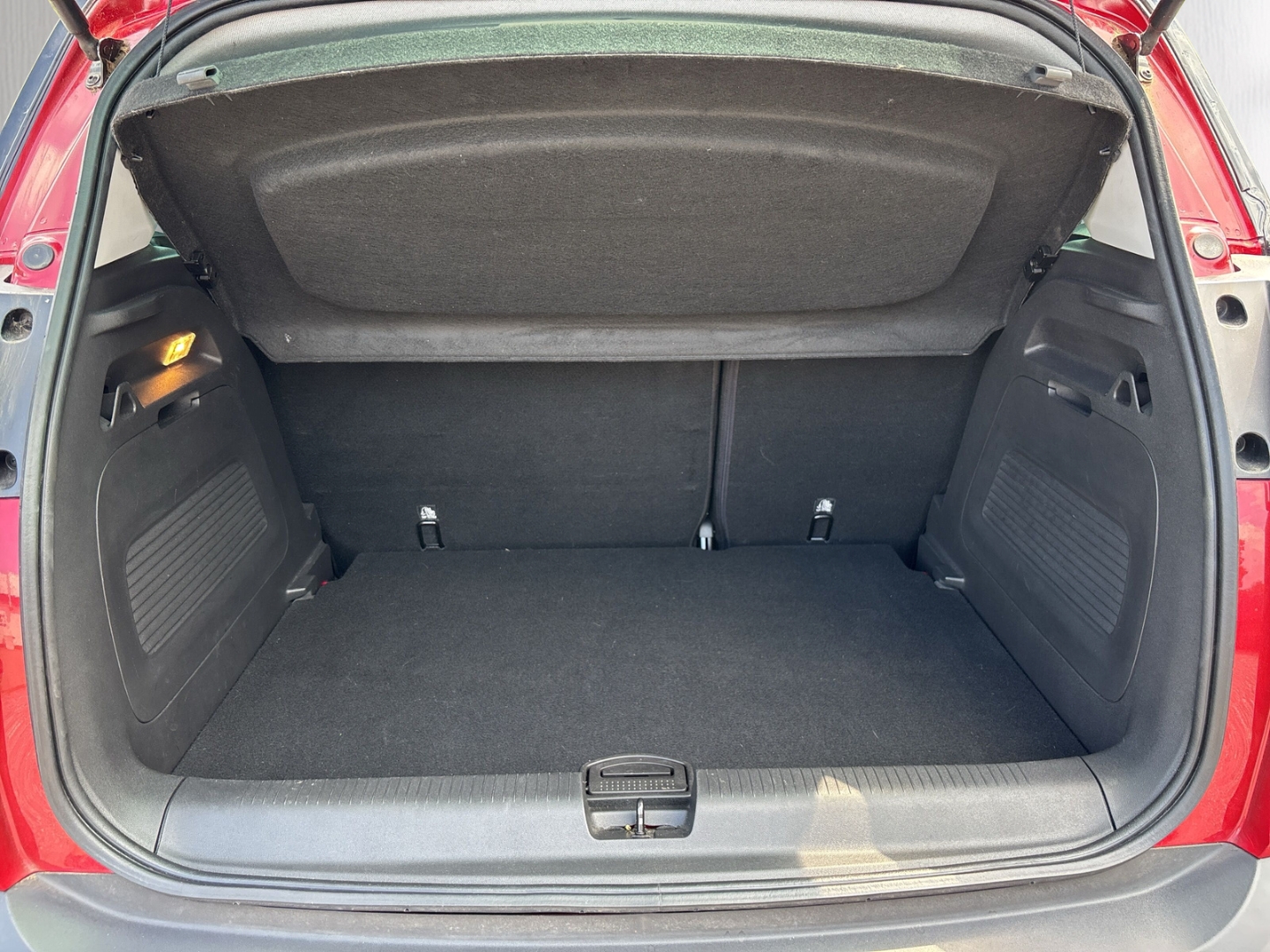 Fahrzeugabbildung Opel Crossland X 1.2 Ultimate ACC PDC HeadUp Navi SHZ