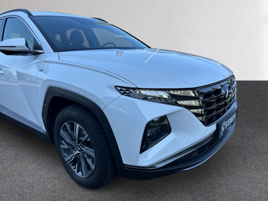 Fahrzeugabbildung Hyundai TUCSON 1.6 CRDi 7-DCT 2WD SELECT Navi LED Funkt.P. digitales Cockpit Apple CarPlay