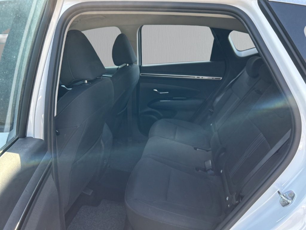 Fahrzeugabbildung Hyundai TUCSON 1.6 CRDi 7-DCT 2WD SELECT Navi LED Funkt.P. digitales Cockpit Apple CarPlay
