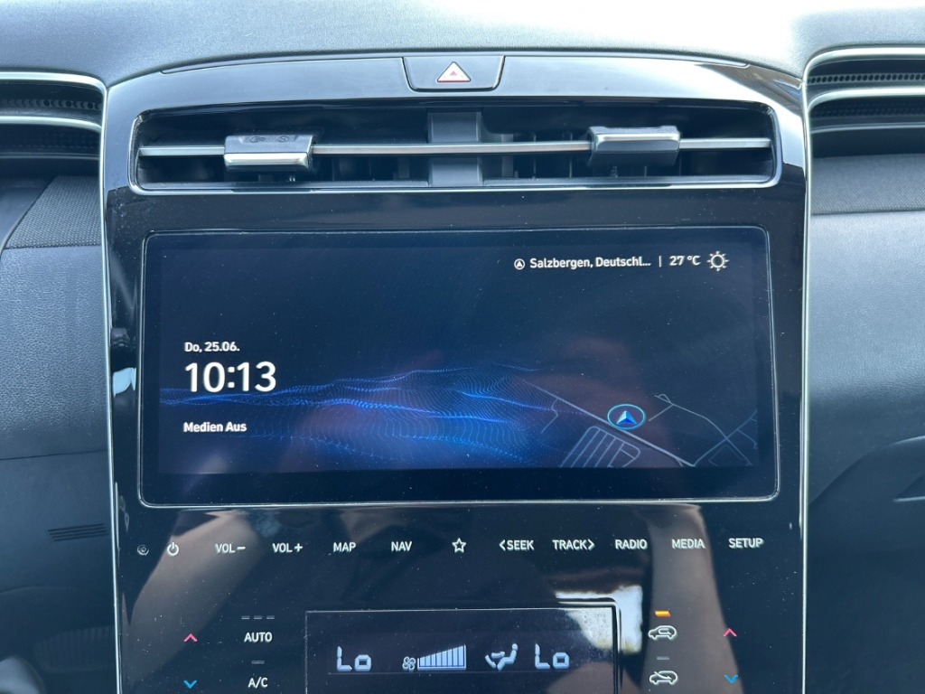 Fahrzeugabbildung Hyundai TUCSON 1.6 CRDi 7-DCT 2WD SELECT Navi LED Funkt.P. digitales Cockpit Apple CarPlay