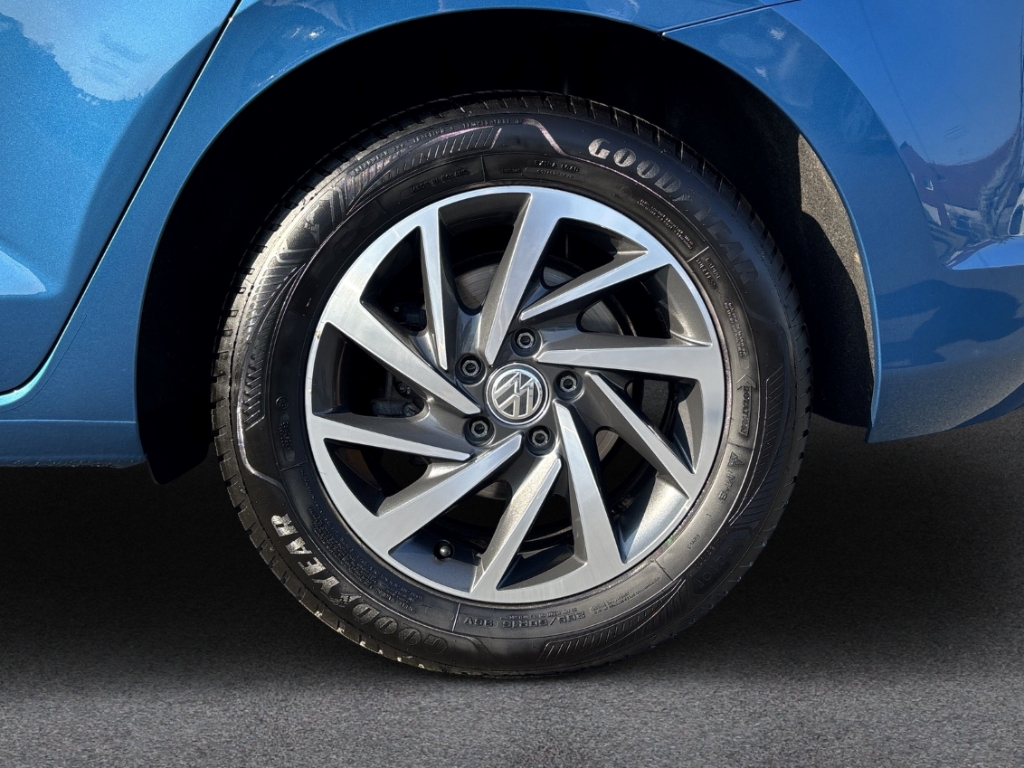 Fahrzeugabbildung Volkswagen Touran Sound BMT Start-Stopp 1,2L TSI 7 Sitzer