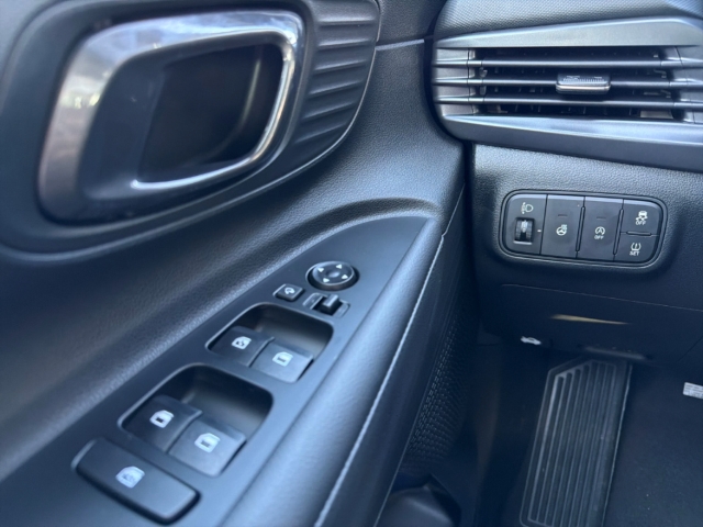 Fahrzeugabbildung Hyundai i20 FL MY26 1.0 T-GDI DCT Trend Navi Digitales Cockpit LED Apple CarPlay Android Auto