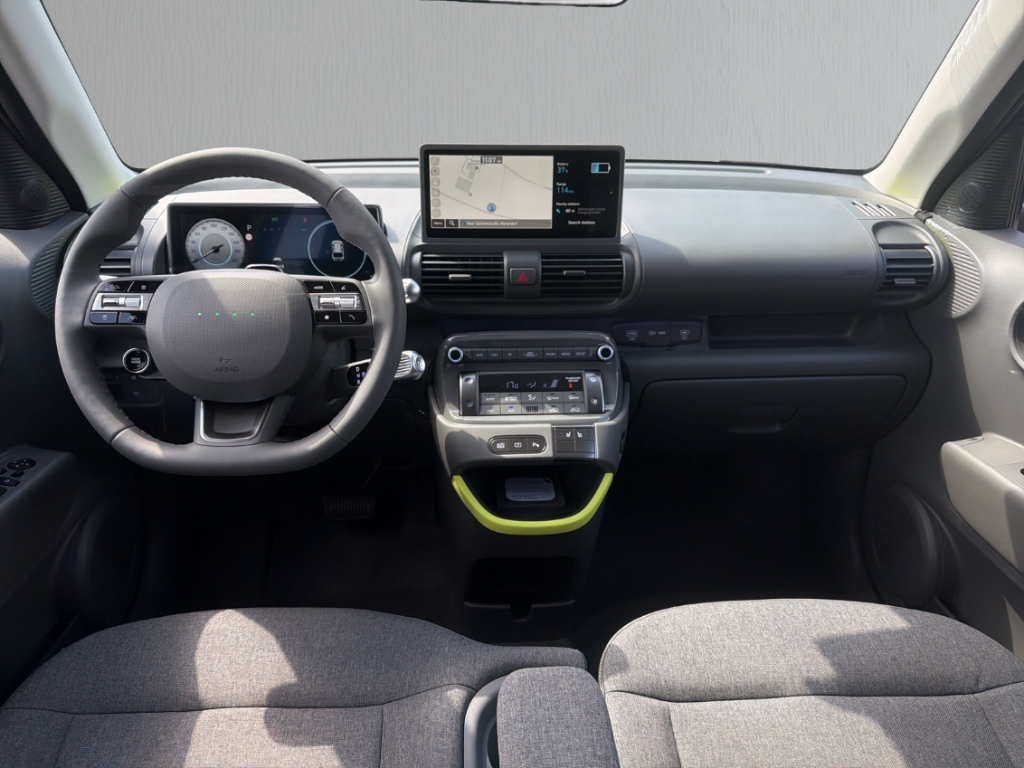 Fahrzeugabbildung Hyundai INSTER EV MY26 49kWh Cross Navi Digitales Cockpit LED ACC Apple CarPlay Android Auto