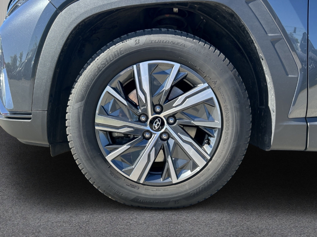 Fahrzeugabbildung Hyundai TUCSON HEV 1.6 T-GDi 6AT 4WD Trend Assist-P. el.Heckklappe Navi Digitales Cockpit