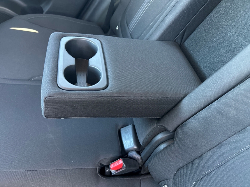 Fahrzeugabbildung Hyundai TUCSON HEV 1.6 T-GDi 6AT 4WD Trend Assist-P. el.Heckklappe Navi Digitales Cockpit