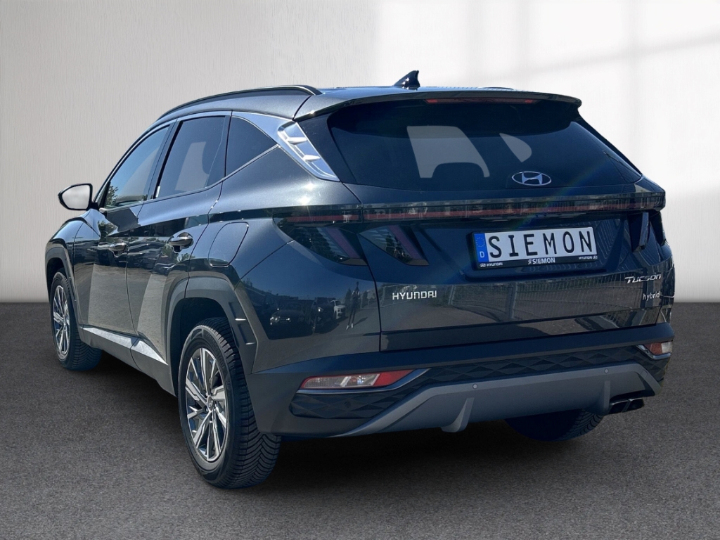 Fahrzeugabbildung Hyundai TUCSON HEV 1.6 T-GDi 6AT 4WD Trend Assist-P. el.Heckklappe Navi Digitales Cockpit