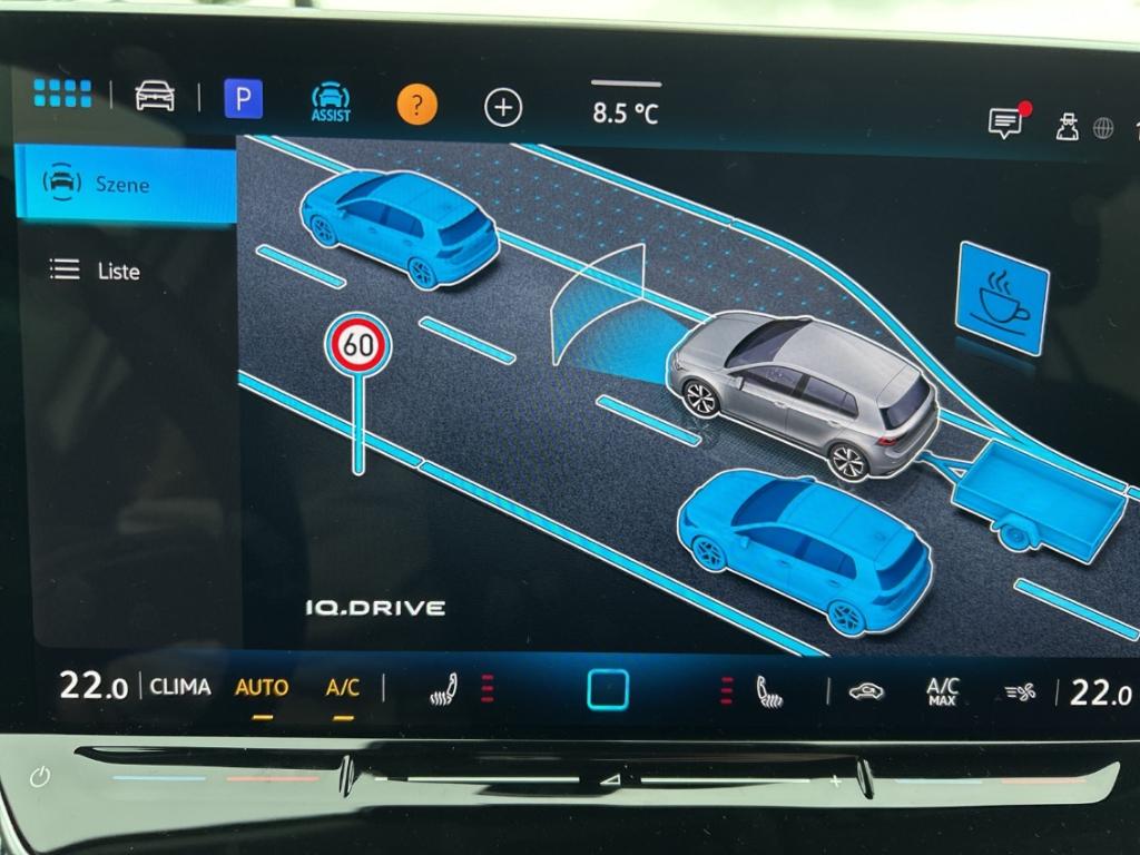Fahrzeugabbildung Volkswagen Golf Life 1.5 eTSI DSG OPF LED
