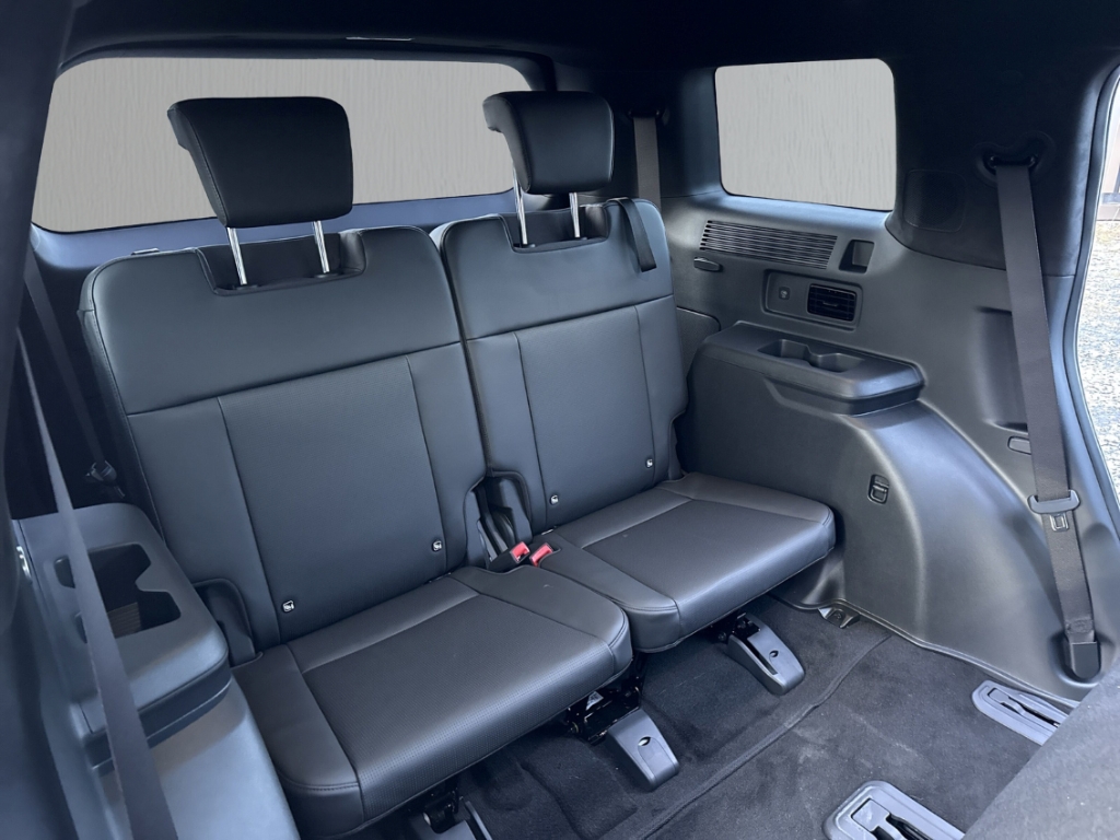 Fahrzeugabbildung Hyundai SANTA FE MY26 PHEV 1.6 4WD BLACKLINE 7-Sitze HUD Navi Leder digitales Cockpit