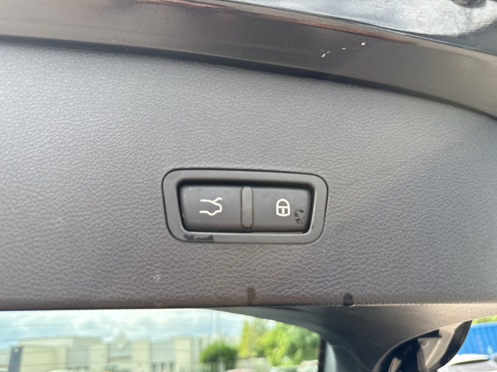 Fahrzeugabbildung Alfa Romeo Tonale Ti 1.5 NAVI LED R-Kam Klima PDC Tempo