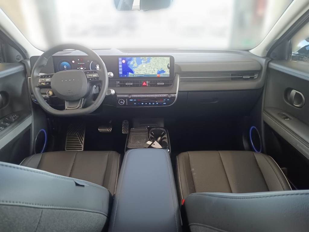 Fahrzeugabbildung Hyundai IONIQ 5 FL 84kWh 2WD MY25 UNIQ 20LM Park-P. MATRIX Bose 360 Navi Kamera Digitales Cockpit