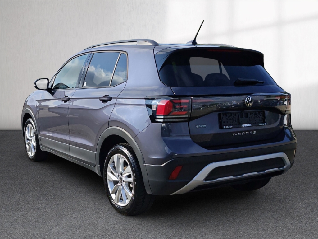 Fahrzeugabbildung Volkswagen T-Cross 1.0 TSI DSG Life LED IQ Drive SHZ LM17