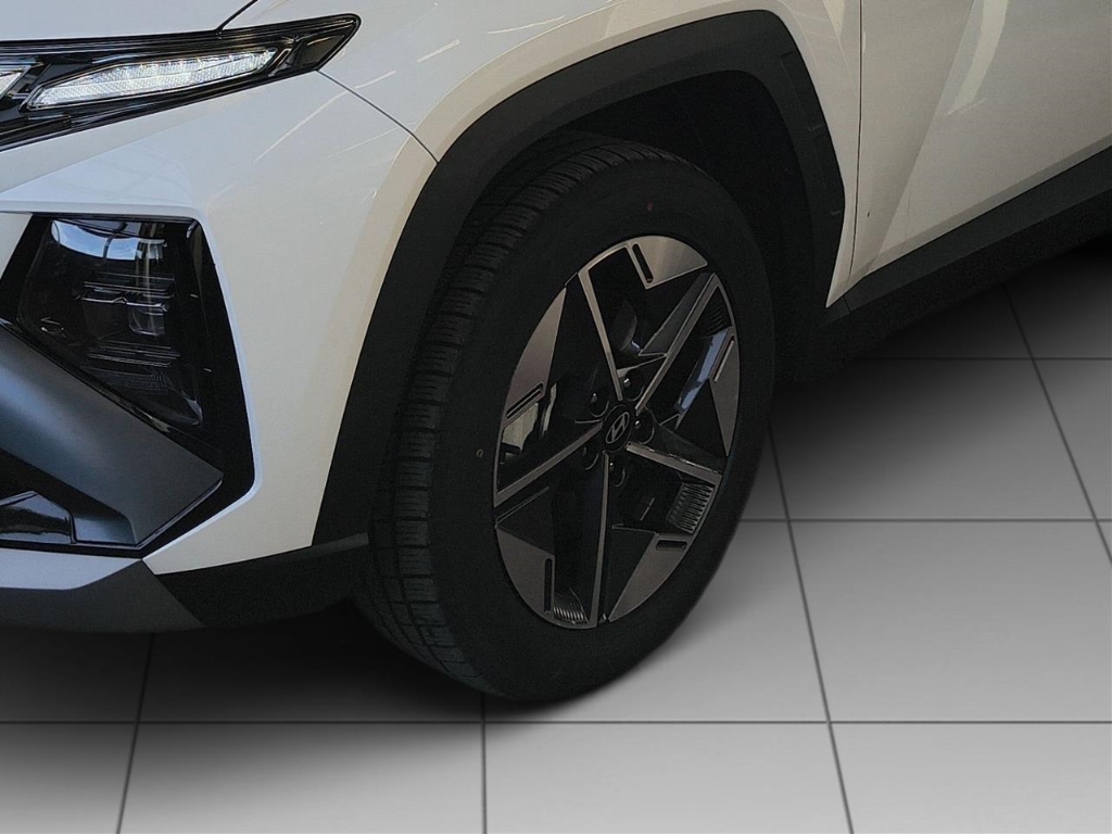Fahrzeugabbildung Hyundai TUCSON FL PHEV 1.6 AT 4WD MY25 Trend LED-Paket MATRIX Navi Digitales Cockpit LED Blendfreies Fernl.