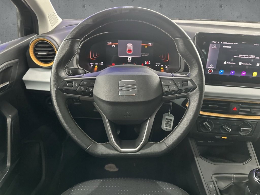 Fahrzeugabbildung SEAT Ibiza 1.0 TSI Style NAVI LED SHZ FULL LINK DIGICOCKP