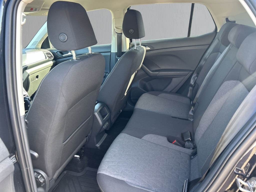 Fahrzeugabbildung Volkswagen T-Cross 1.0 TSI DSG Life ACC LED IQ.Drive SHZ R-Kam