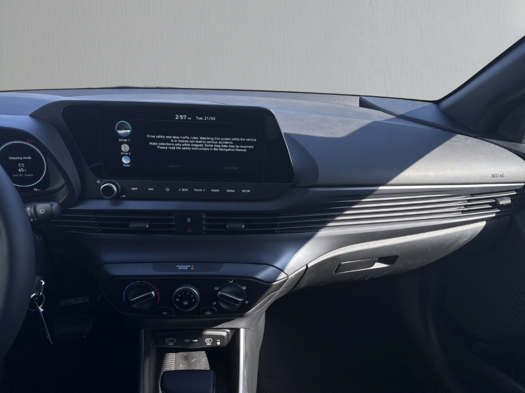 Fahrzeugabbildung Hyundai i20 FL MY26 1.0 T-GDI DCT Blackline Navi Soundsystem Bose LED Apple CarPlay Android Auto