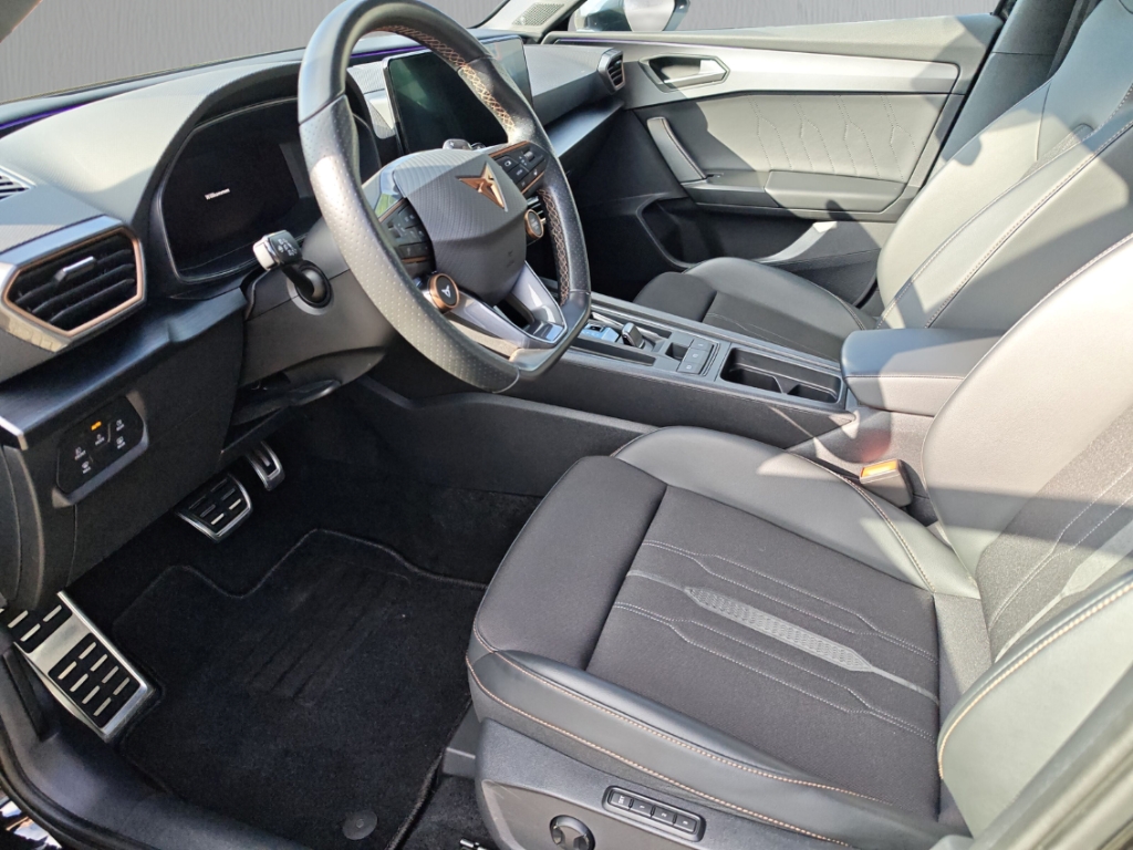 Fahrzeugabbildung CUPRA Leon LEON ST 2.0 TSI VZ 4Drive