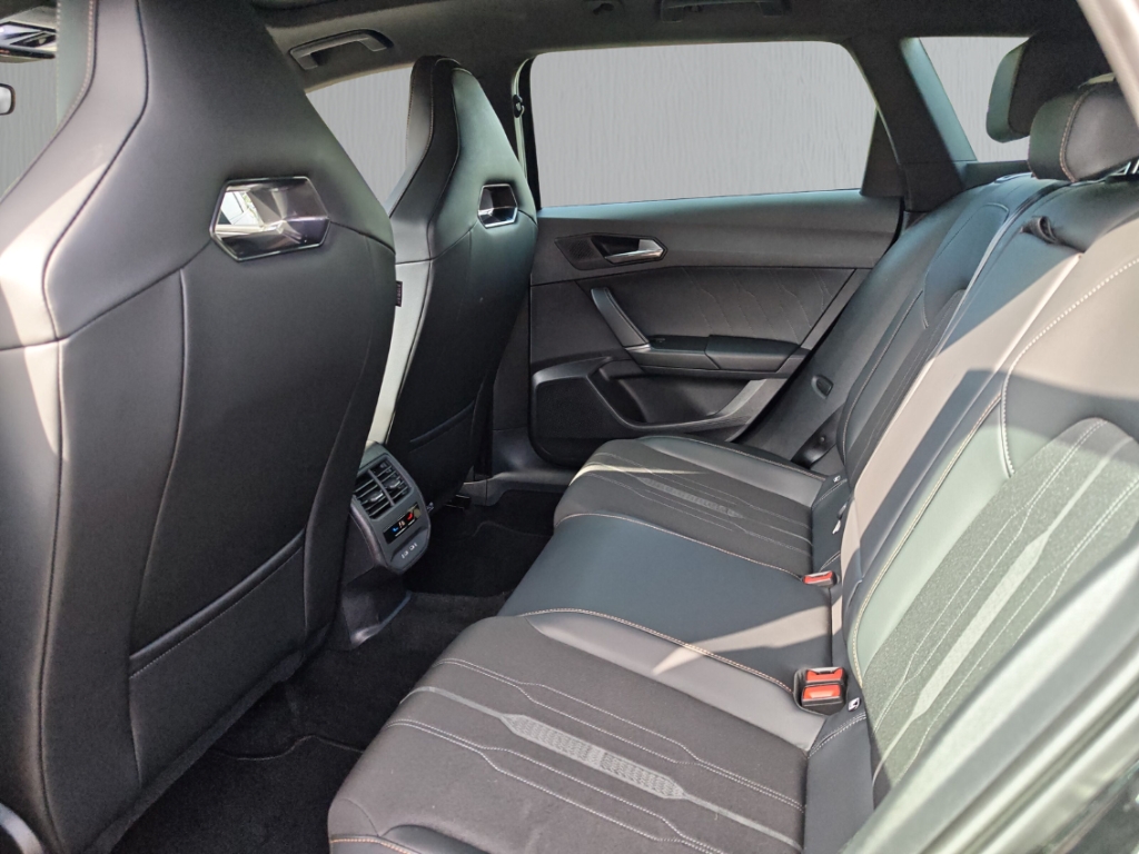 Fahrzeugabbildung CUPRA Leon LEON ST 2.0 TSI VZ 4Drive