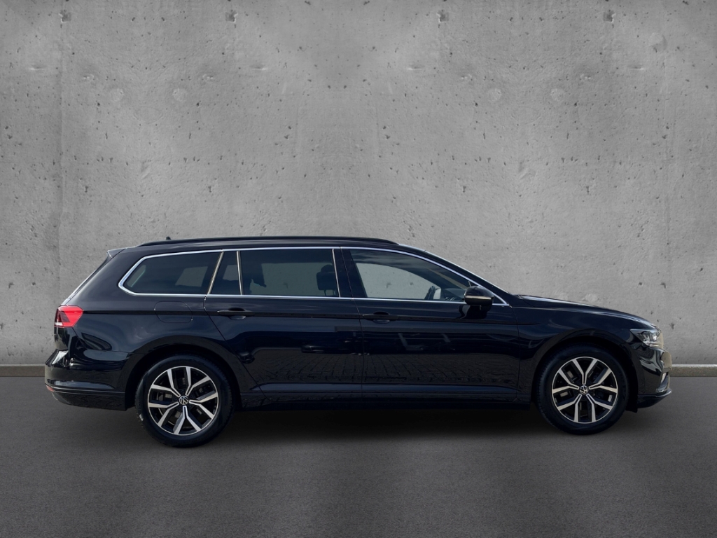 Fahrzeugabbildung Volkswagen Passat Variant TDI DSG Business AHK Nav ACC RKam