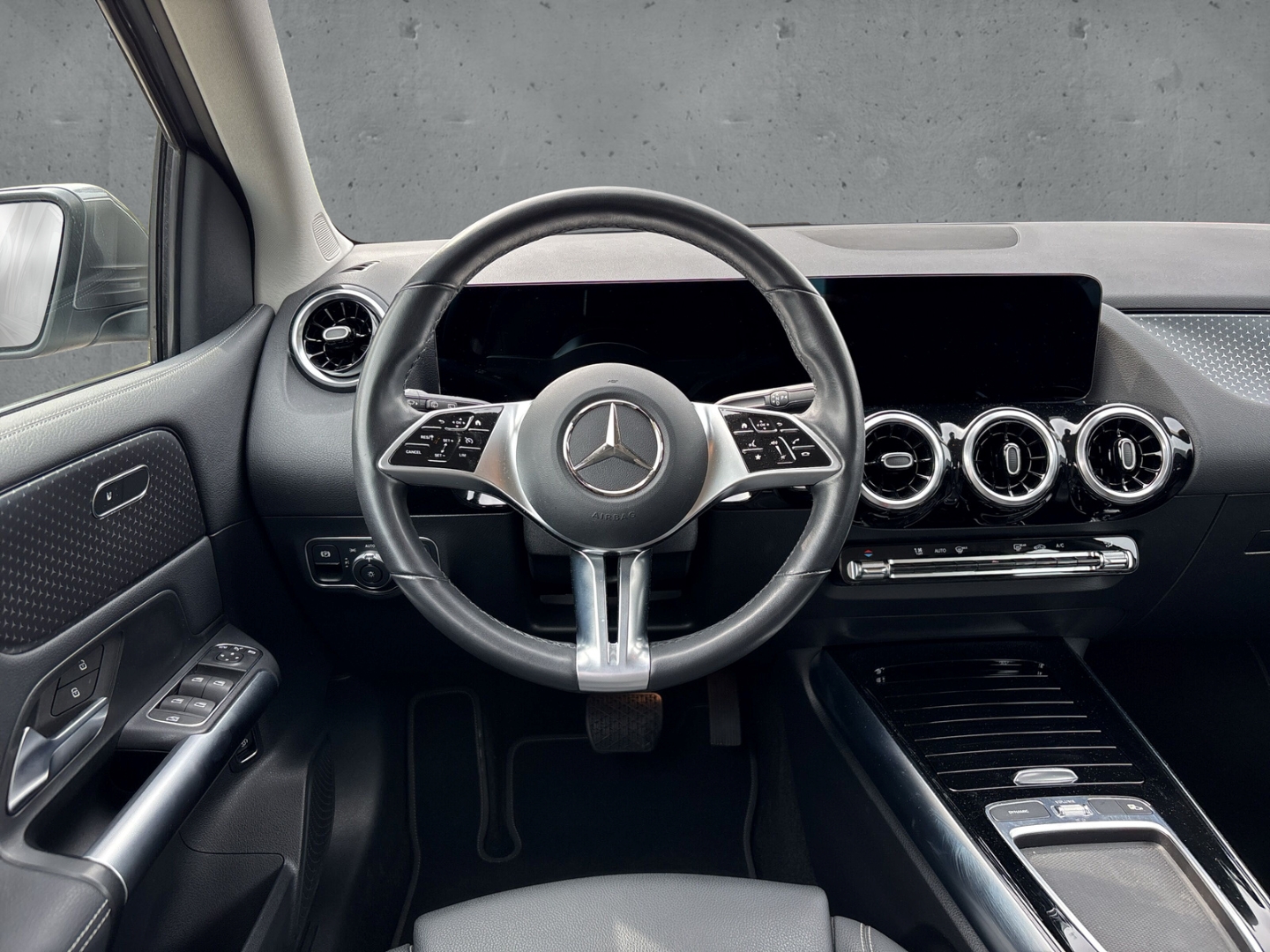 Fahrzeugabbildung Mercedes-Benz B 180 1.4Auto Advanced mHEV NAVI+SHZ+AHK+Tempo