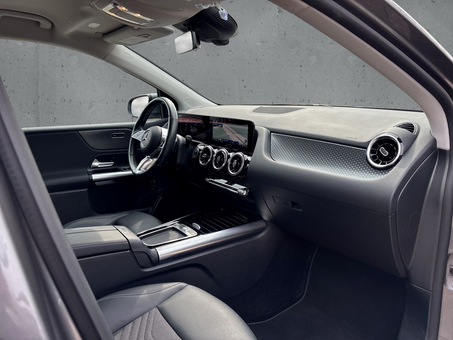 Fahrzeugabbildung Mercedes-Benz B 180 1.4Auto Advanced mHEV NAVI+SHZ+AHK+Tempo