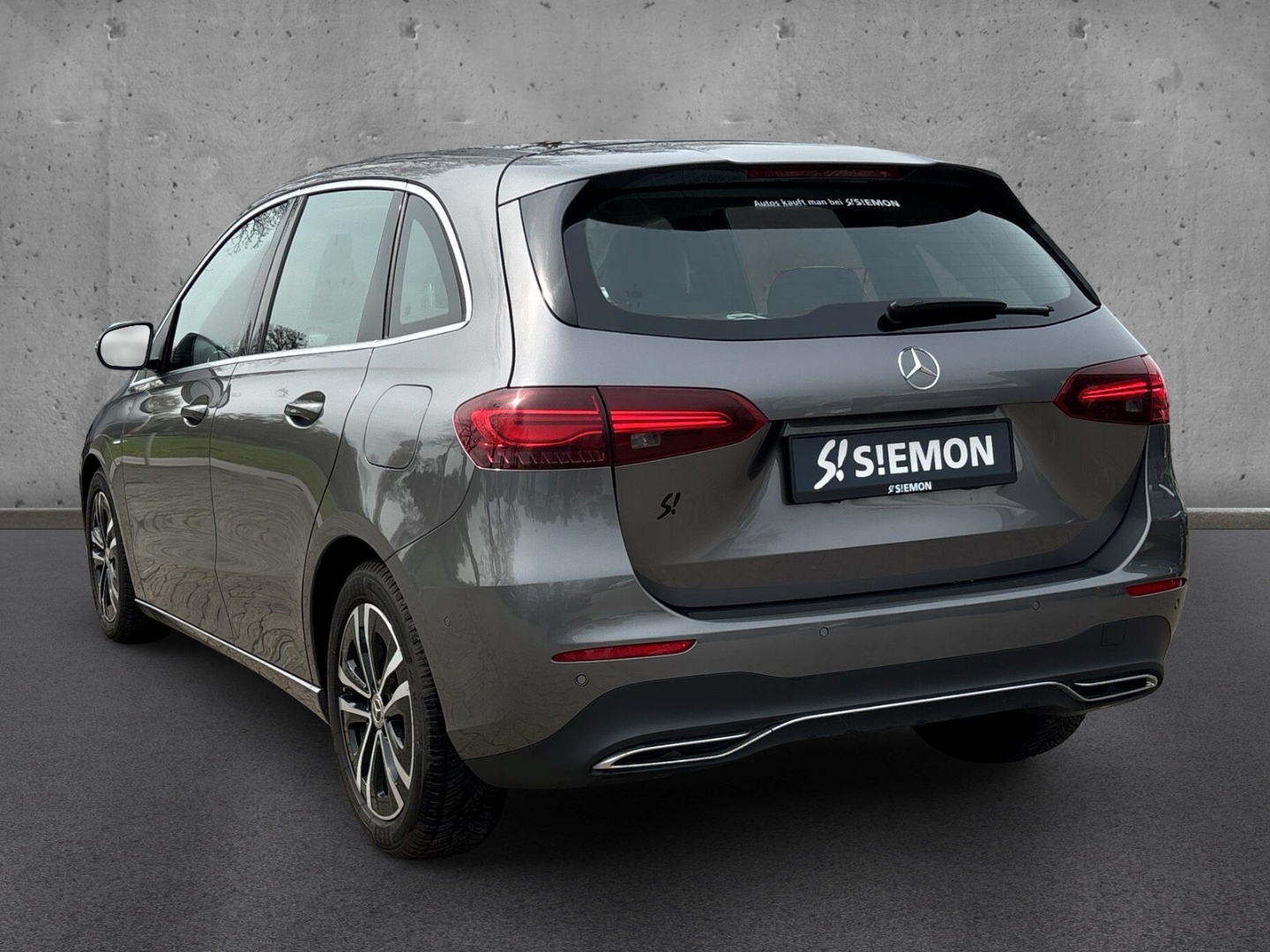 Fahrzeugabbildung Mercedes-Benz B 180 1.4Auto Advanced mHEV NAVI+SHZ+AHK+Tempo