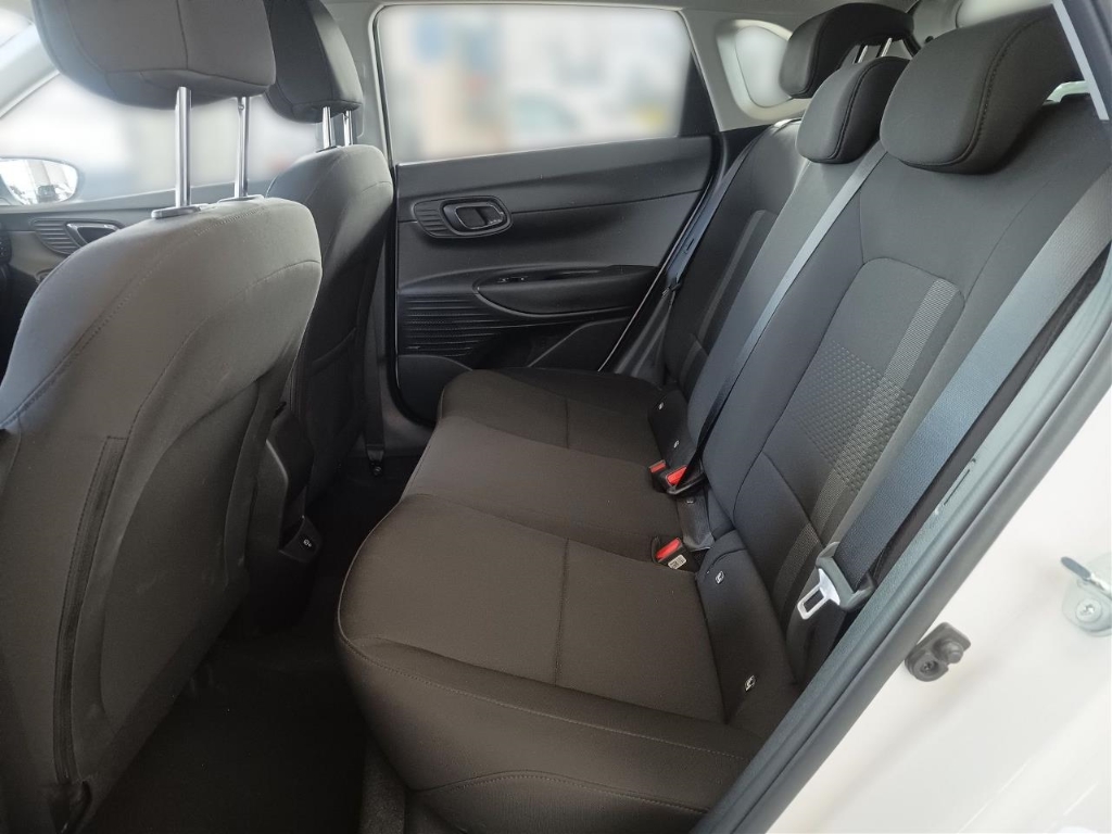 Fahrzeugabbildung Hyundai i20 FL 1.0 T-GDI 7-DCT MY25 Prime Navi Bose LED Keyless Rückfahrkam. PDCv+h