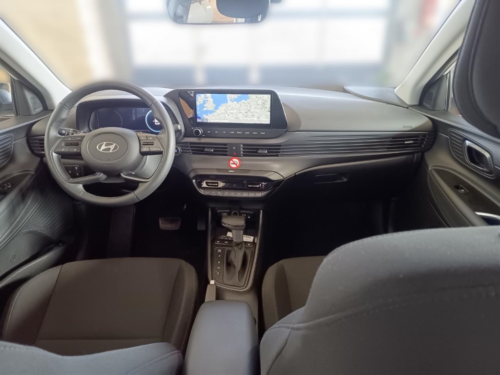 Fahrzeugabbildung Hyundai i20 FL 1.0 T-GDI 7-DCT MY25 Prime Navi Bose LED Keyless Rückfahrkam. PDCv+h