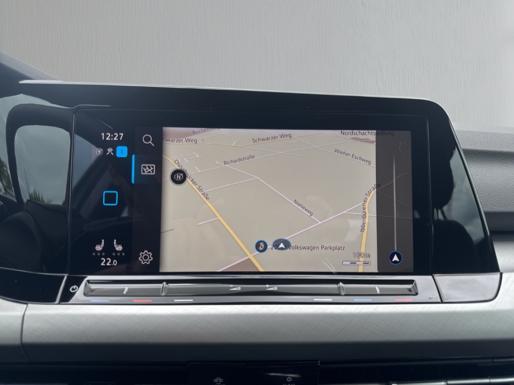 Fahrzeugabbildung Volkswagen Golf Variant 1,0 TSI Life Navi LED SHZ RKam PDCv+h