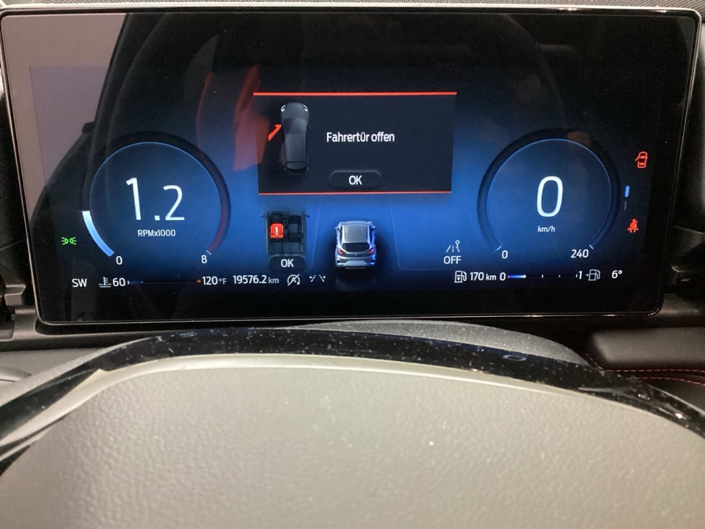 Fahrzeugabbildung Ford Puma 1.0 EcoBoost ST-Line X LED Navi WinterP Tei