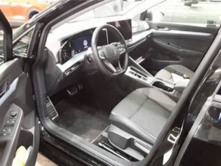 Fahrzeugabbildung Volkswagen Golf VIII Variant 1.5 eTSI Goal AHK LED+ ACC SHZ