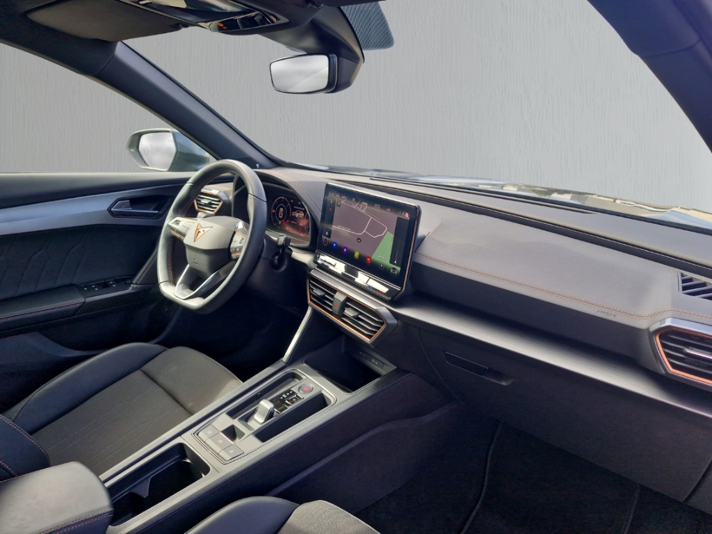 Fahrzeugabbildung CUPRA Formentor 1.4 TSI e-Hybrid LED SHZ NAVI PDC Beat Digitales Cockpit ACC Apple CarPlay